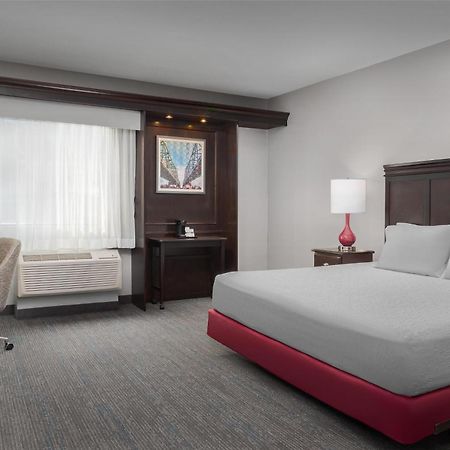 Hampton Inn & Suites Omaha-Downtown מראה חיצוני תמונה