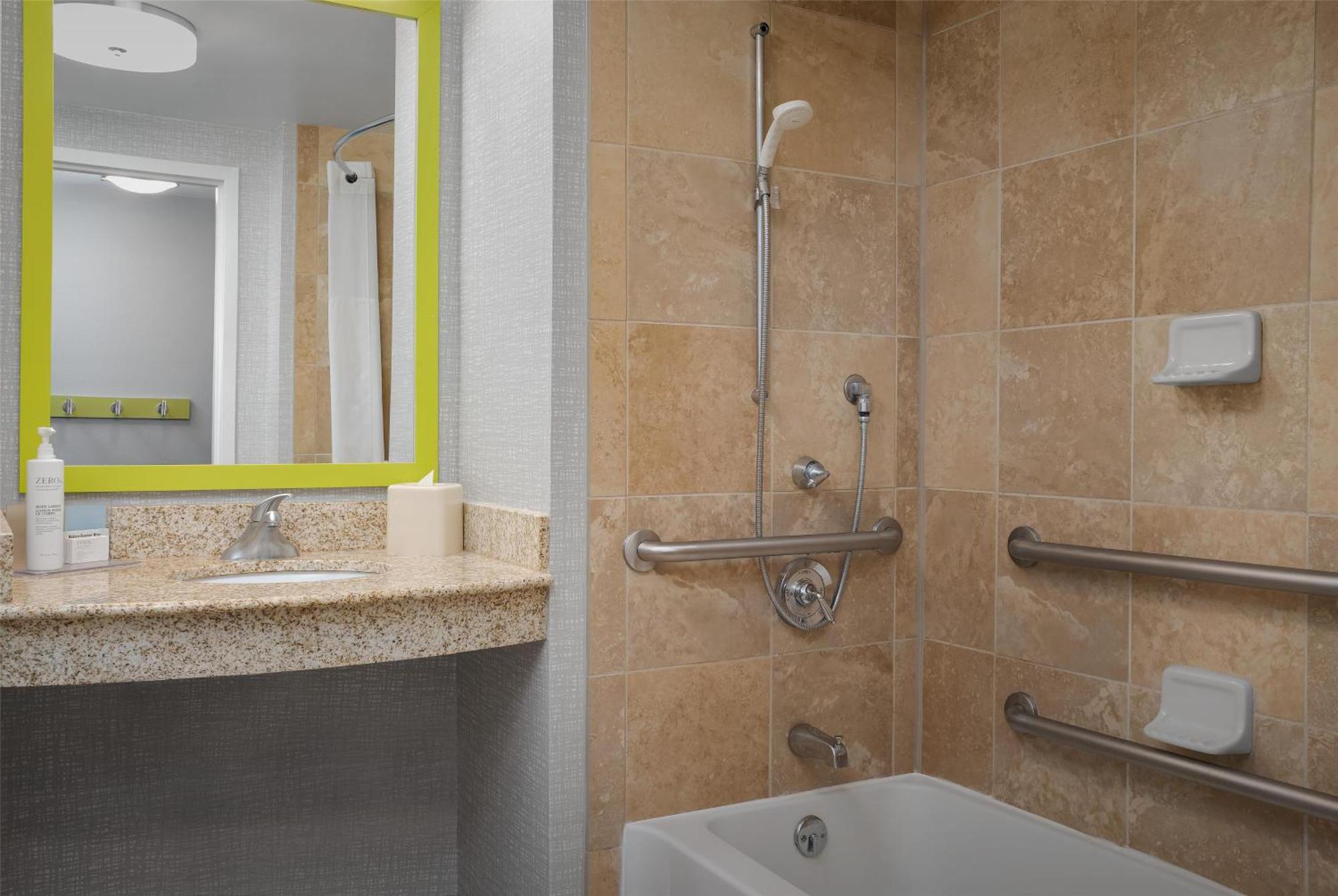 Hampton Inn & Suites Omaha-Downtown מראה חיצוני תמונה