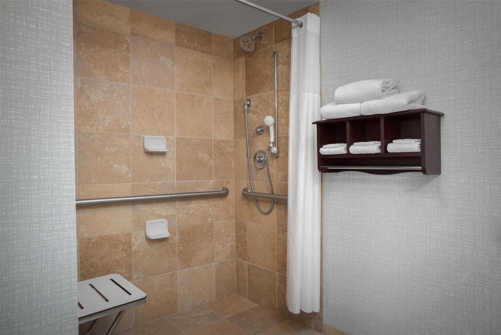Hampton Inn & Suites Omaha-Downtown מראה חיצוני תמונה