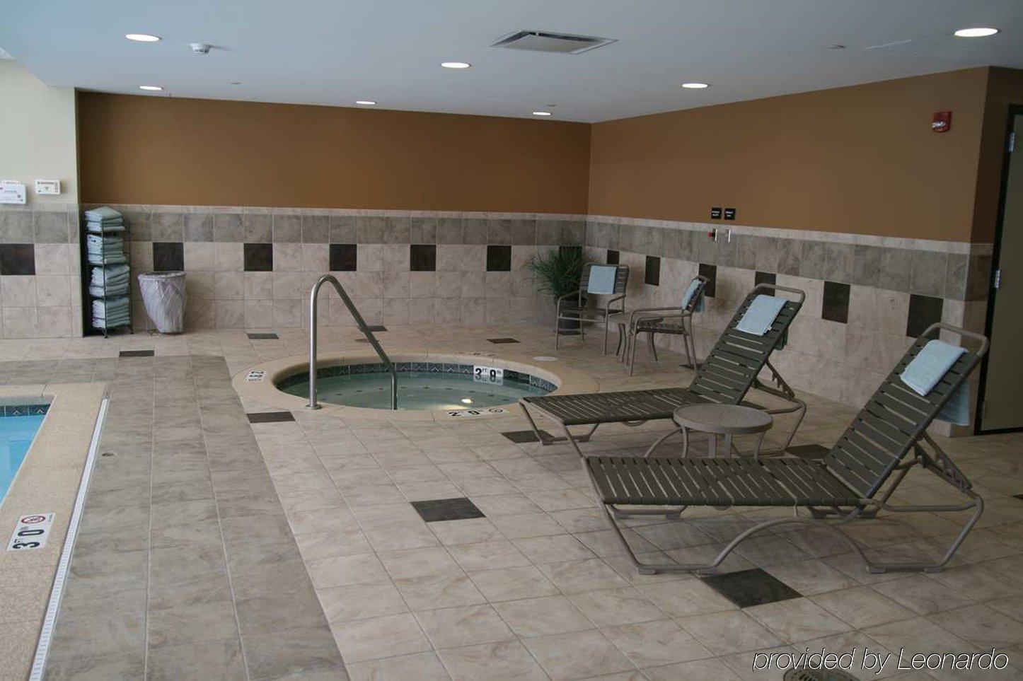 Hampton Inn & Suites Omaha-Downtown מראה חיצוני תמונה